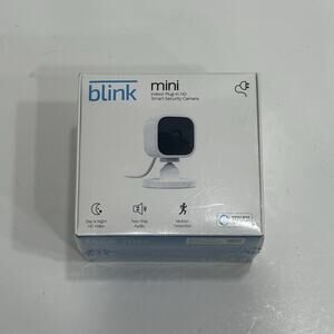 Blink Mini Indoor Plug-In Live HD Smart Security Camera (New in Box)